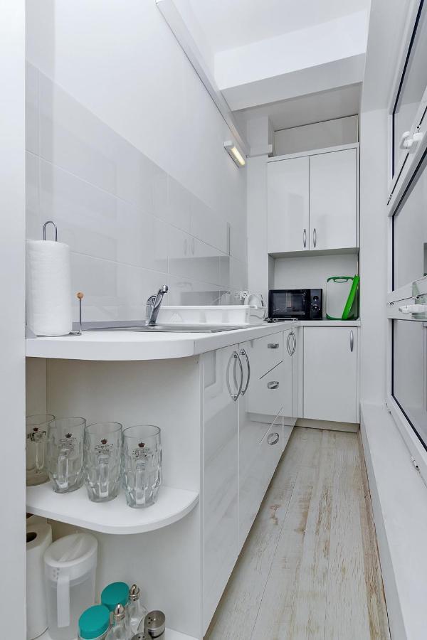 Lory Apartment *