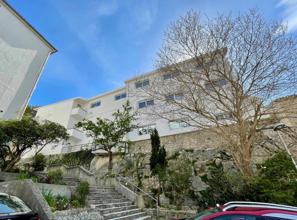 Apartment Lory Makarska