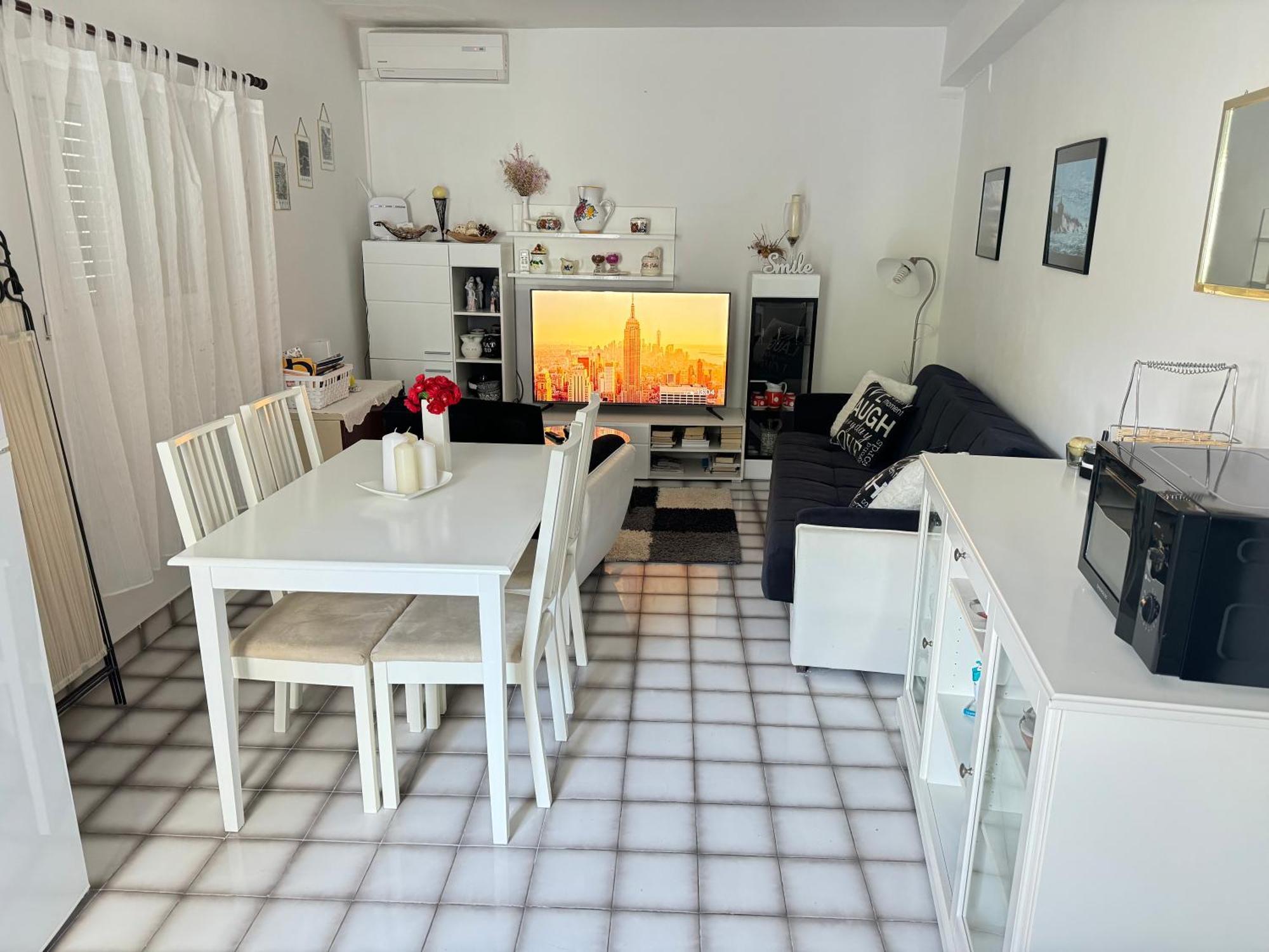 Lory Apartment *